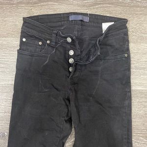 Black jeans W 28 L 32